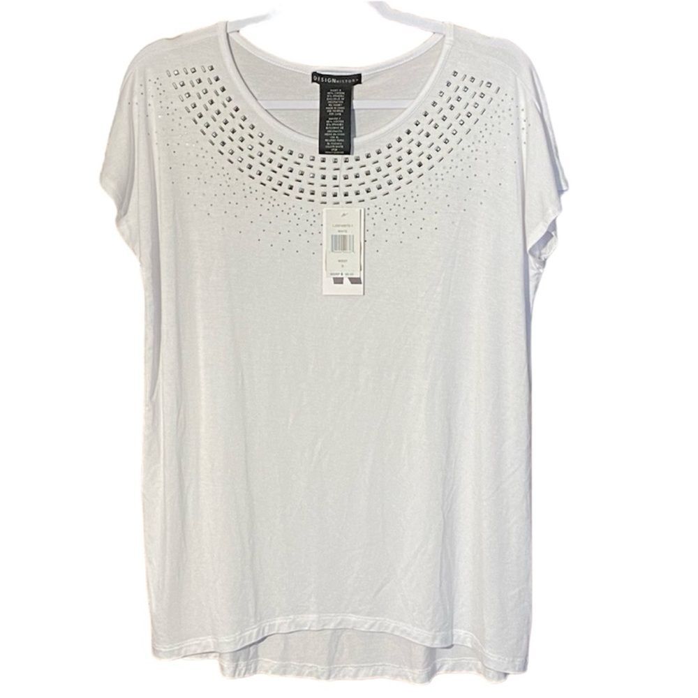 Women's NWT Design History Embelished Short Sleeve Tee Size Small